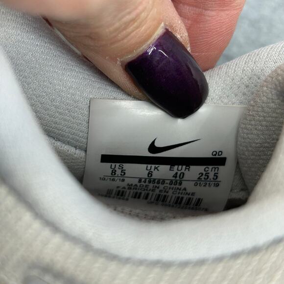 Nike Air Max 849660-009 Tennis Shoe White Gray Women’s Size 8.5 - Picture 12 of 12